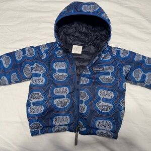 Patagonia Kids Blue and Gray Patterned Puffer Jacket